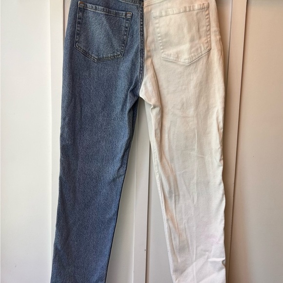 Hollister Ultra High Rise Mom Jeans Junior’s Size 5 R W27 L27 Blue White 2-tone - Picture 10 of 11